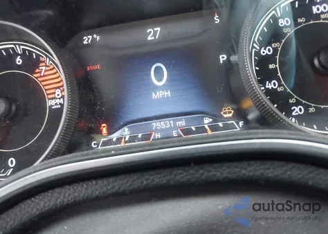 2019 Jeep Cherokee Trailhawk 4X4 from USA, damaged, VIN 1C4PJMBX6KD375156